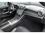 Mercedes-Benz C-klasse 300e AMG / SCHUIFDAK / C63 / LEDER / CAMERA / SFEERVERLICHTING / LED / 19"