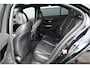 Mercedes-Benz C-klasse 300e AMG / SCHUIFDAK / C63 / LEDER / CAMERA / SFEERVERLICHTING / LED / 19"