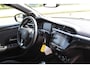 Opel Corsa 1.2 GS Line 100PK TURBO In nieuwstaat verkerende Opel Corsa ! Autm. airco, cruise cntrl, lane assist, panoramadak, verwarmde stoelen, LM wielen, camera, pdc v+a, navigatie by Apple Carplay/Android auto, metallic, LED verl. etc.