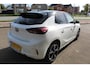 Opel Corsa 1.2 GS Line 100PK TURBO In nieuwstaat verkerende Opel Corsa ! Autm. airco, cruise cntrl, lane assist, panoramadak, verwarmde stoelen, LM wielen, camera, pdc v+a, navigatie by Apple Carplay/Android auto, metallic, LED verl. etc.