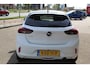 Opel Corsa 1.2 GS Line 100PK TURBO In nieuwstaat verkerende Opel Corsa ! Autm. airco, cruise cntrl, lane assist, panoramadak, verwarmde stoelen, LM wielen, camera, pdc v+a, navigatie by Apple Carplay/Android auto, metallic, LED verl. etc.