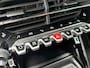 Peugeot 2008 1.2 PureTech GT Pack 155 PK! | Panoramadak | Camera | Parkeersensoeren Voor en Achter | Alcantara Bekleding | Stoelverwarming | 18" Lichtmetalen Velgen | Adaptieve Cruise Control