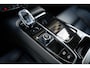 Volvo V60 T8 Ultra Dark B&W 360c Pano HUD Massage ACC 19''