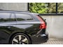 Volvo V60 T8 Ultra Dark B&W 360c Pano HUD Massage ACC 19''