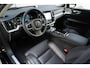 Volvo V60 T8 Ultra Dark B&W 360c Pano HUD Massage ACC 19''