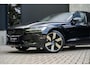 Volvo V60 T8 Ultra Dark B&W 360c Pano HUD Massage ACC 19''