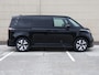 Volkswagen ID. Buzz Cargo Bulli Limited Edition Elektromotor 286PK 79 kWh | 360 camera | Navigatie via Apple Carplay / Android Auto | Wegklapbare Trekhaak | Comfort stoelen | Led Matrix |