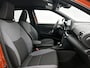 Toyota Yaris Cross 1.5 Hybrid Dynamic Bi-tone | Navigatie | PDC | BLS | Stuur-Stoelverwarming |