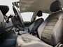 Volkswagen Golf Variant 1.5 TSI Highline Business R|Massage|Keyless|Camera|Navi