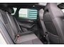 Skoda Karoq 1.5 TSI 150pk DSG ACT Sportline Business | Panoramadak | Trekhaak | All Seasonbanden  | Stoelverwarming | Rondomzicht Camera | Keyless