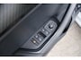Skoda Karoq 1.5 TSI 150pk DSG ACT Sportline Business | Panoramadak | Trekhaak | All Seasonbanden  | Stoelverwarming | Rondomzicht Camera | Keyless
