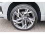 Skoda Karoq 1.5 TSI 150pk DSG ACT Sportline Business | Panoramadak | Trekhaak | All Seasonbanden  | Stoelverwarming | Rondomzicht Camera | Keyless