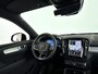 Volvo XC40 B4 Plus Dark | Panoramadak | 360° camera | Harman Kardon | Stoel- en stuurverwarming | Trekhaak