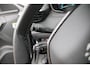 Peugeot e-2008 EV Active 50 kWh Automaat Airco Cruise Carplay 32.840km dealer onderhouden