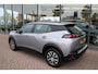 Peugeot e-2008 EV Active 50 kWh Automaat Airco Cruise Carplay 32.840km dealer onderhouden