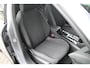 Peugeot e-2008 EV Active 50 kWh Automaat Airco Cruise Carplay 32.840km dealer onderhouden