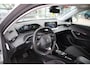 Peugeot e-2008 EV Active 50 kWh Automaat Airco Cruise Carplay 32.840km dealer onderhouden