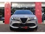 Alfa Romeo Junior 1.2 Turbo Hybrid Ibrida Speciale | Origineel NL | Virtual Cockpit | ACC | Scala Brown | Camera |