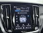 Volvo V60 T6 Plug-in hybrid AWD Core Bright | Trekhaak | Adaptive Verlichting | Android Auto / Apple Carplay | PDC V+A en Camera | Extra getint glas | Stoel + Stuurverwarming |