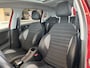 Peugeot 2008 1.2 PureTech Blue Lease Allure,Automaat,Navigatie,Parkeerassistent,Panoramadak,Climate&Cruisecontrol,Spraakbediening,Halfleder/Stof,Dakrail,16 Inch Lmv