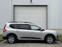 Dacia Jogger 1.0 TCe 100 Bi-Fuel Extreme 7p. / Trekhaak / Dealer Onderhouden / Achteruitrijcamera / 1e Eigenaar / Apple Carplay & Android Auto / Rondom Parkeersensoren / Navigatie / Cruise Control / Climate Control /