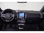 Volvo XC40 Recharge Core 70 kWh - Parkeercamera achter - Parkeersensoren voor & achter - Apple Carplay & Android Auto - Draadloze tel. lader - Cruise Control - Inklapbare trekhaak - 19' LMV