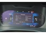 Volvo XC40 Recharge Core 70 kWh - Parkeercamera achter - Parkeersensoren voor & achter - Apple Carplay & Android Auto - Draadloze tel. lader - Cruise Control - Inklapbare trekhaak - 19' LMV