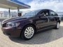 Volvo S40 1.8 Kinetic, airco, trekhaak, top onderhouden, van 2e eigenaar, laatste eigenaar heeft hem ruim 17 jaar gehad.