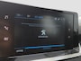 Peugeot 2008 1.2 PureTech Active Pack Trekhaak | Camera | Stoelverwarming | Full map navigatie | Carplay/android auto | Climate control |
