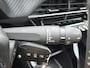 Peugeot 2008 1.2 PureTech Active Pack Trekhaak | Camera | Stoelverwarming | Full map navigatie | Carplay/android auto | Climate control |