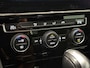 Volkswagen Golf Variant 1.5 TSI Highline Business R | Trekhaak | Leder | Camera | Apple CarPlay / Android Auto |