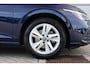 Volkswagen Golf 1.0 eTSI 110pk DSG Life | Navigatie | App Connect | Parkeersensoren | All-Season Banden