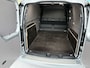 Volkswagen Caddy Maxi Cargo 2.0 TDI Comfort Airco - Apple carplay - Parkeersensor achter - Zijschuifdeur rechts - Tussenschot volledig - Zijwandbekleding laadruimte - Cruise control - Bluetooth - Start/stop systeem - Elektrische ramen - Stuur multifunctioneel - Regensensor