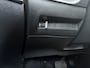 Peugeot 208 | Demo Deal | 1.2 Hybrid 110 e-DCS6 Business | Automatische verlichting | Elektrische parkeerrem | Extra getinte achterste zijruiten en achterruit