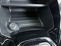 Peugeot 208 | Demo Deal | 1.2 Hybrid 110 e-DCS6 Business | Automatische verlichting | Elektrische parkeerrem | Extra getinte achterste zijruiten en achterruit