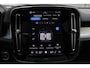 Volvo XC40 B4 Plus Dark | Panoramadak | Trekhaak | Verwarmbare voorstoelen, stuurwiel en voorruit | Premium audio by Harman Kardon | Apple carplay/Anrdoid auto | Adaptieve cruise control