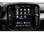 Volvo XC40 B4 Plus Dark | Panoramadak | Trekhaak | Verwarmbare voorstoelen, stuurwiel en voorruit | Premium audio by Harman Kardon | Apple carplay/Anrdoid auto | Adaptieve cruise control