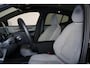 Volvo EX30 Extended Range Ultra 69 kWh - Panoramadak - Climate Pack - 360º Camera - Harman/Kardon audio - Parkeersensoren voor & achter - Elektrisch verstelbare voorstoelen - Extra getint glas - 19' LMV