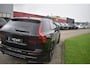 Volvo XC60 T8 Plug-in hybrid AWD Ultra Black Edition | Luchtvering | HUD | Massage seats | Stoel verkoeling | Bower & Wilkens |