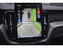 Volvo XC60 T8 Plug-in hybrid AWD Ultra Black Edition | Luchtvering | HUD | Massage seats | Stoel verkoeling | Bower & Wilkens |