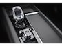Volvo XC60 T8 Plug-in hybrid AWD Ultra Black Edition | Luchtvering | HUD | Massage seats | Stoel verkoeling | Bower & Wilkens |