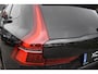 Volvo XC60 T8 Plug-in hybrid AWD Ultra Black Edition | Luchtvering | HUD | Massage seats | Stoel verkoeling | Bower & Wilkens |