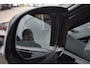 Volvo XC60 T8 Plug-in hybrid AWD Ultra Black Edition | Luchtvering | HUD | Massage seats | Stoel verkoeling | Bower & Wilkens |