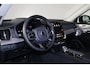 Volvo XC90 T8 Recharge AWD Ultra Bright Exec. Ed. - Luchtvering - Panorama/schuifdak - IntelliSafe Assist & Surround - 360º Camera - Bowers & Wilkins audio - Adaptieve LED koplampen - Verwarmde voorstoelen, stuur & achterbank - Parkeersensoren voor & achter - Elektr. bedienb. voorstoelen met geheugen - Geventileerde voorstoelen - Head up display - Draadloze tel. lader - Extra getint glas - 22' LMV