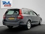 Volvo V70 2.0T Momentum | Origineel Nederlands | Trekhaak Leder | Navigatie | Stoelverwarming | Climate-control | Cruise-control |