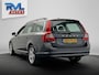 Volvo V70 2.0T Momentum | Origineel Nederlands | Trekhaak Leder | Navigatie | Stoelverwarming | Climate-control | Cruise-control |