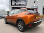 Peugeot e-2008 EV Active Pack 50 kWh -SOH 91.5%- 3 FASE-CLIMA-CAMERA-CRUISECONTROL-NAVI-FULL LED-1STE EIGENAAR!