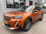 Peugeot e-2008 EV Active Pack 50 kWh -SOH 91.5%- 3 FASE-CLIMA-CAMERA-CRUISECONTROL-NAVI-FULL LED-1STE EIGENAAR!