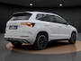 Skoda Karoq 1.5 TSI Sportline | Pano dak | Trekhaak | Camera | ACC  | Elek Achterklep | Stoel-/Stuurverwarming |