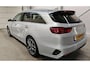Kia Ceed Sportswagon 1.0 T-GDi ExecutiveLine Panoramadak Camera JBL Audio Stoelverwarming Stuurverwarming Parkeersensoren Extra getint Glas Navigatie Carplay Android Auto 17 Inch Velgen NL Auto